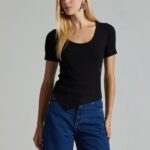 BLUSA REBECA ARM.3 PRETO