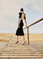 VESTIDO MIDI COM ABERTURA NAS COSTAS PRETO - Imagem 4
