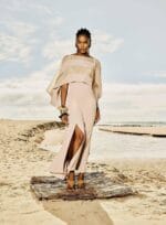 VESTIDO MANGA FARTA CREPE C/ TRANSPARENCIA BEGE