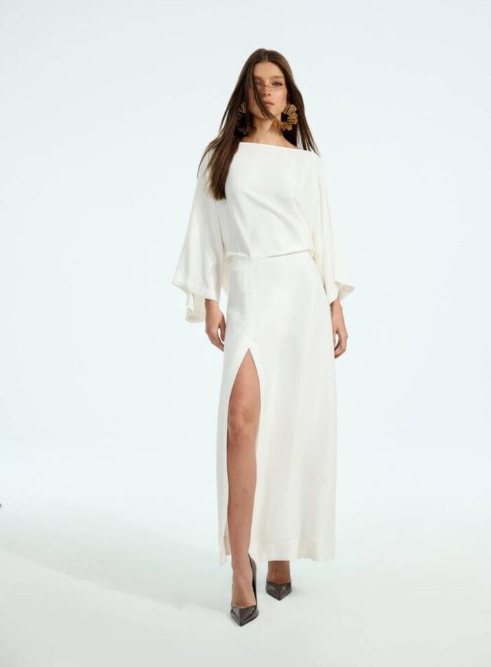VESTIDO MIDI MANGA AMPLA OFF WHITE - Imagem 1