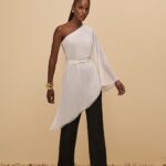 CONJUNTO TUNICA UM OMBRO SO E CALCA OFF WHITE