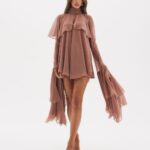 CONJUNTO BLUSA/SHORT/CAPA NAOMI MARROM ANIS