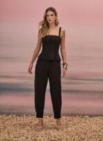TOP PEPLUM PESPONTADO DE ALCA PRETO - Imagem 2