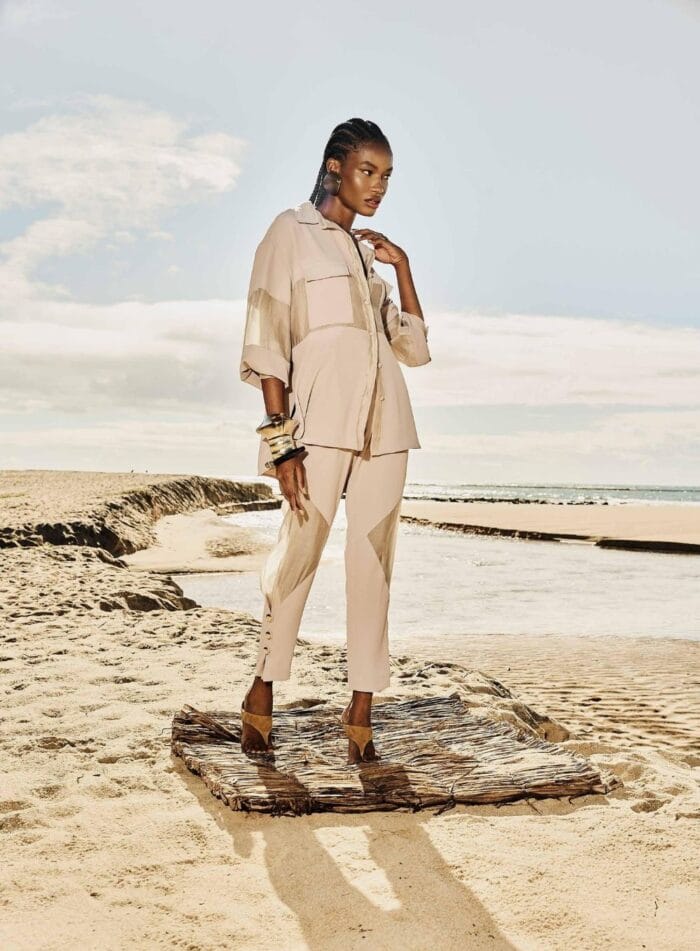 CALCA CREPE COM TRANSPARENCIA BEGE - Imagem 1