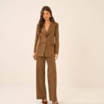 BLAZER RISCA DE GIZ CARAMELO