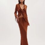 CONJUNTO BLUSA/SAIA CLARA MARROM DROME