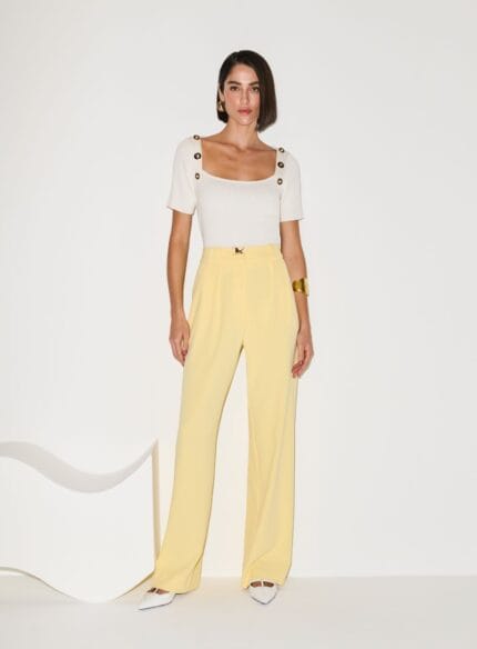 CALCA WIDE COM CINTO AMARELO