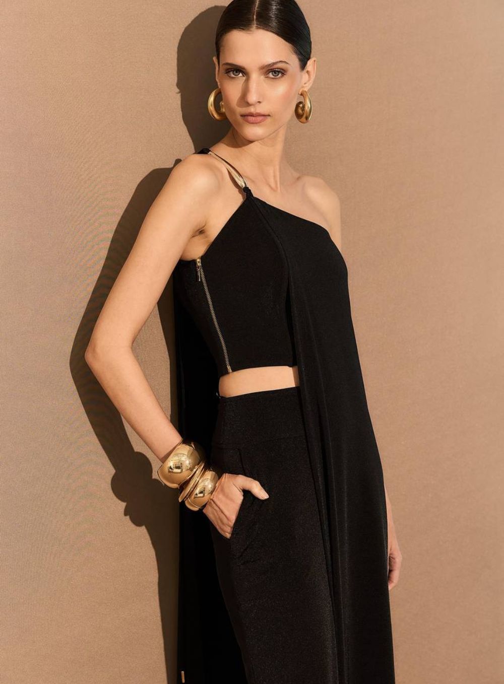 79c92d4d382d8152f80ff30e2cc33c93.jpg TUNICA JERSEY PRETO - Imagem 3