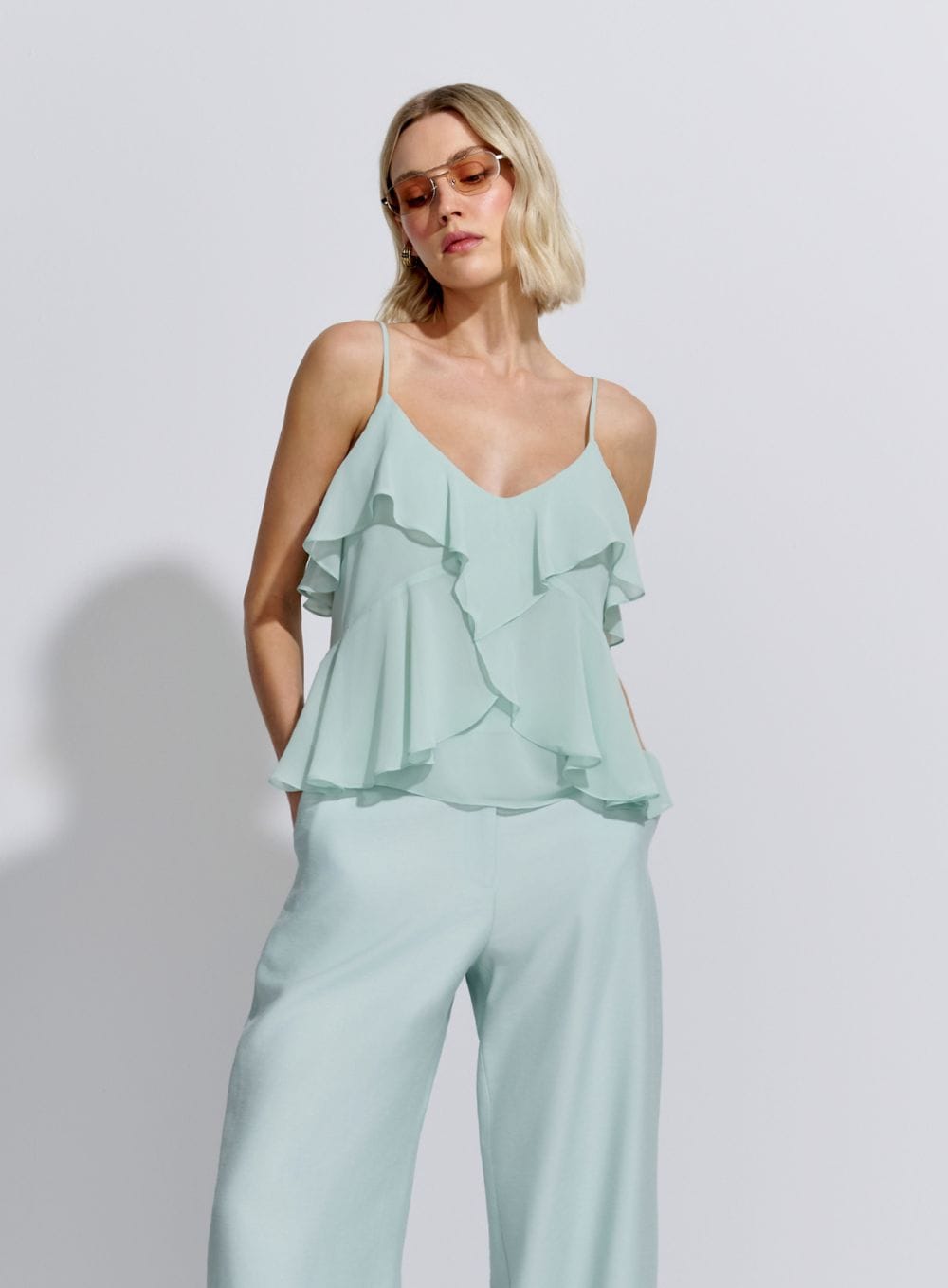 350d8b3be17ea0c9bf5a55832fb74548.jpg REGATA DECOTE V BABADOS AIR SILK ACQUA - Imagem 1