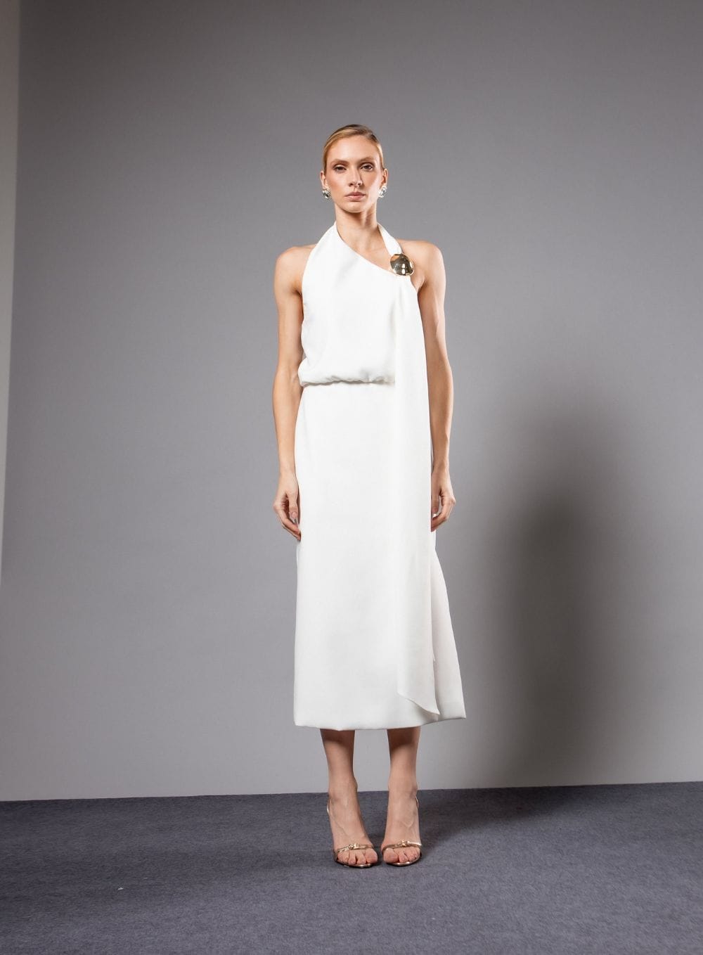 b4d2ea3ce7cc5255c58754075c93e2d5.jpg VESTIDO MIDI ROE OFF WHITE - Imagem 1