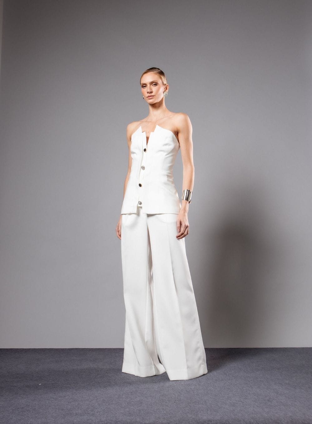 c663a4e7286cef53d7e9bfeac5b43c66-1.jpg CALCA ROE RUBY OFF WHITE - Imagem 1