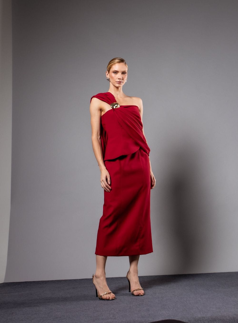 eb4a4eae663a42b7c3fac0a2fc1625c5.jpg SAIA MIDI ROE RUBY RED - Imagem 1