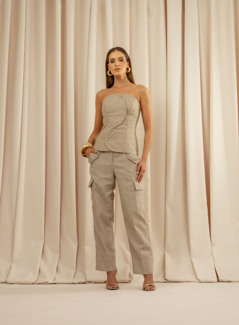 f98c75cb442811df2b7de0385199bcbb.jpg CALCA ELISE BRULLE - Imagem 1