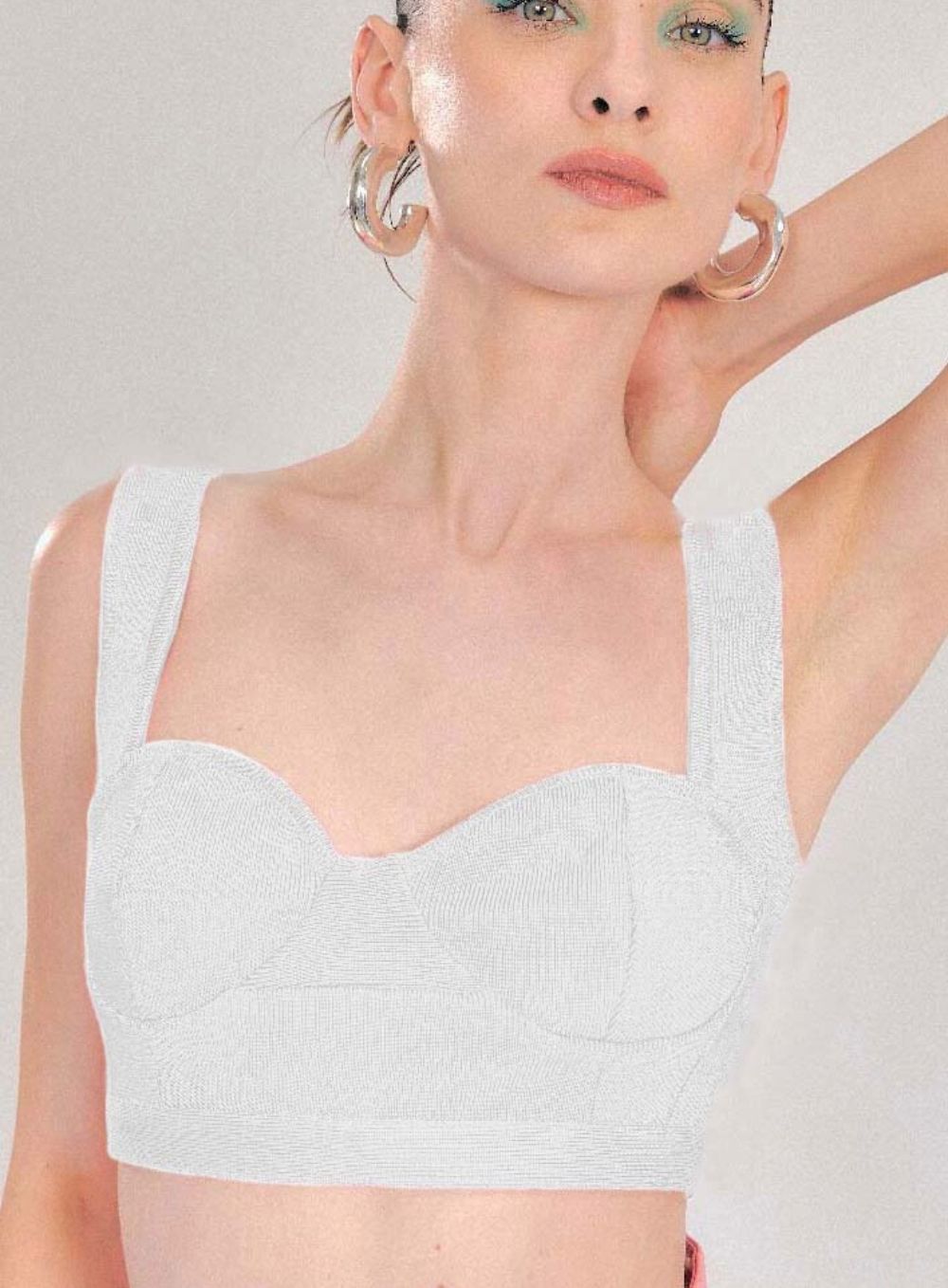 xr:d:DAFM_252UzE:57,j:36215098281,t:22092418 TOP TRICOT BOJO OFF WHITE - Imagem 1