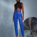 CALCA SKINNY COURO AZUL BIC