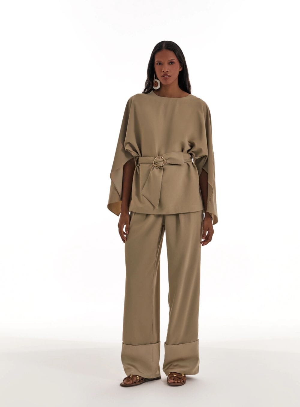 316e89abfb96500bcbeb68d27665106c.jpg BLUSA RAQUEL LEGADO AREIA - Imagem 1