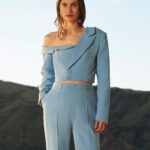 BLAZER CROPED OMBRO SO AZUL