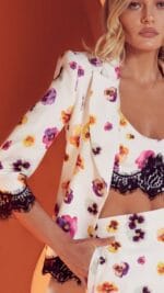 BLAIZER ALFAIATARIA ESTAMPA RENDA - Imagem 3