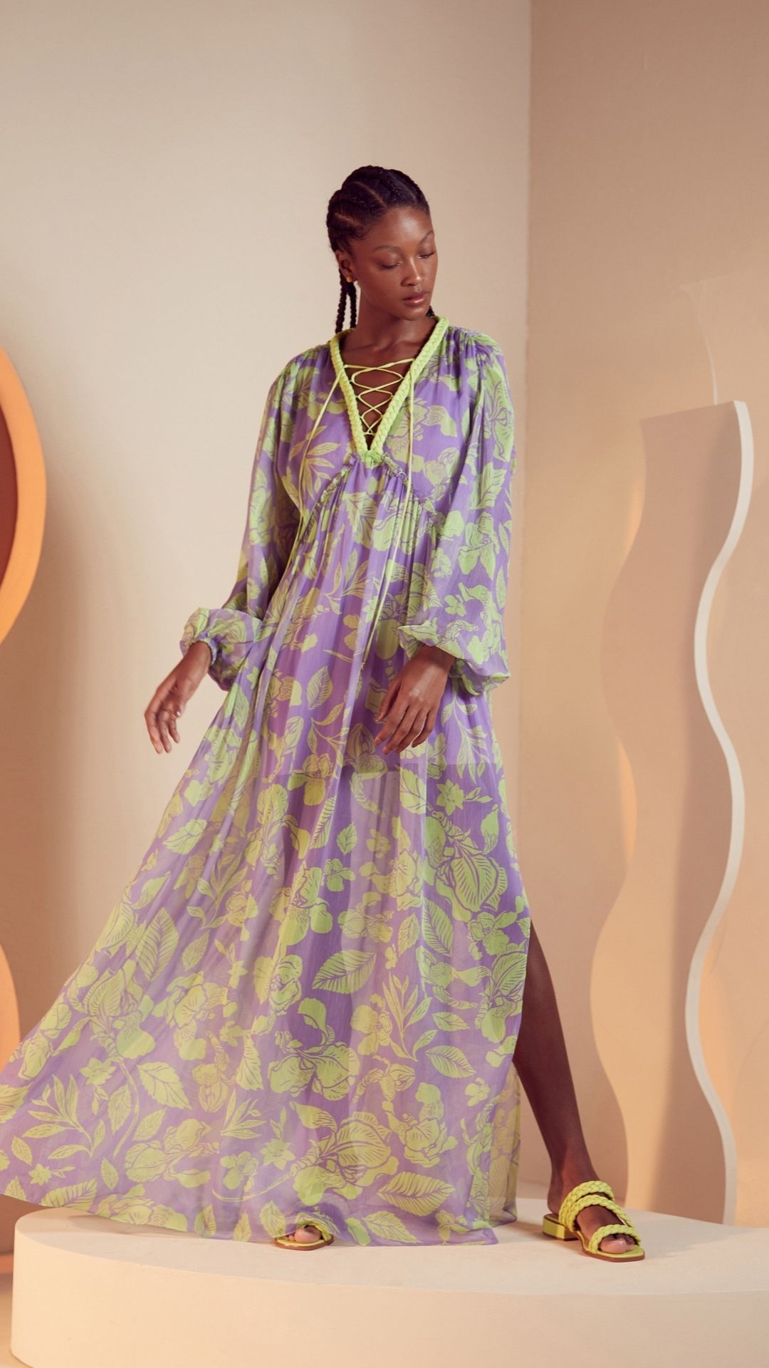 8de37063a3a529b9a339510f2234e2a8.jpg VESTIDO KAFTA IRIS - Imagem 1