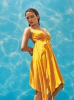 VESTIDO CURTO BARRA ASSIMETRICA AMARELO OURO - Imagem 2