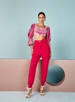 CALCA BOTOES E PESPONTO PINK