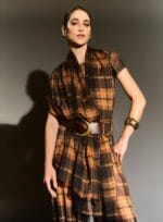 BLUSA EM TULE COM MAXI ECHARPE